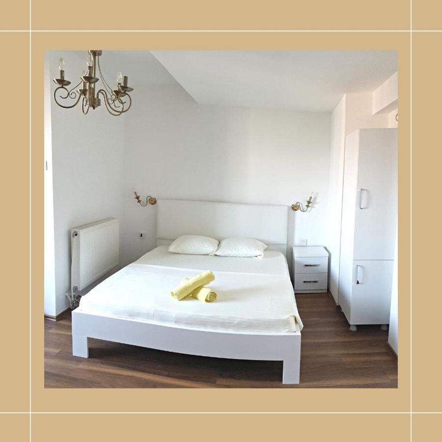 Pristina Newborn Rooms Bagian luar foto